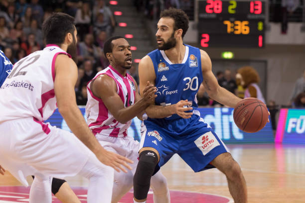 表现同等重 表现同等重