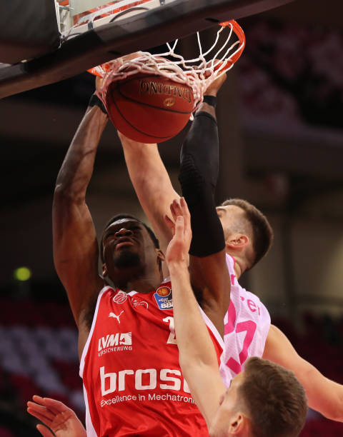 虽然东契奇 虽然东契奇