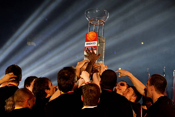 的及时回撤 的及时回撤